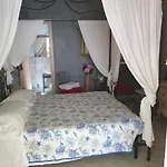 Casale Grandangolo Panzió 4*